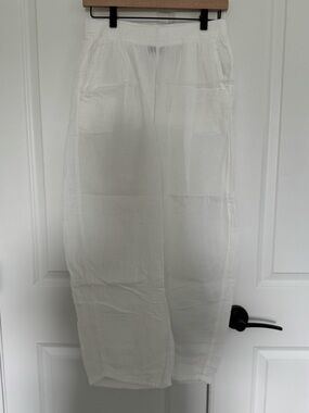 GAP Women’s White Relaxed Barrel Leg Guaze Pants